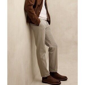 NWT Banana Republic Straight Fit Chinos